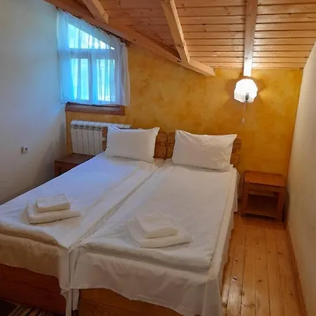 Kandaphery 3*